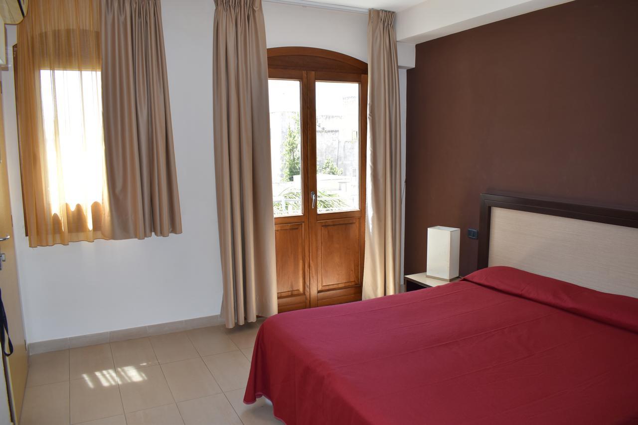 Hotel Il Portico Favignana Zewnętrze zdjęcie